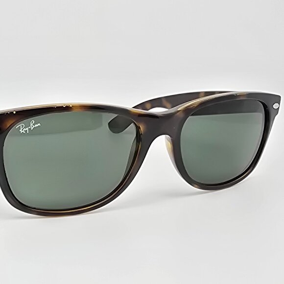 *SOLD* Ray-Ban RB2132 902 New Wayfarer Tortoise Frame G-15 Green Lens Sunglasses - Picture 6 of 13